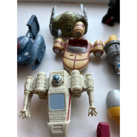 Collection Of 22 Star Wars Burger King 2005 Figures And Ships - Picture 3 of 16